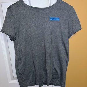 kids Large (14). Vineyard vines tshirt